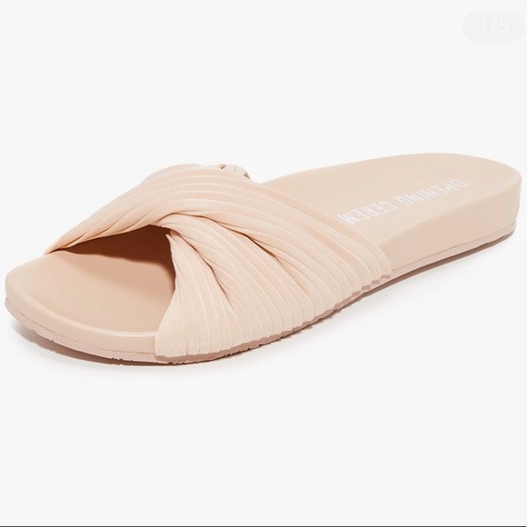 Opening Ceremony Paulyna Slides - Picture 2 of 8